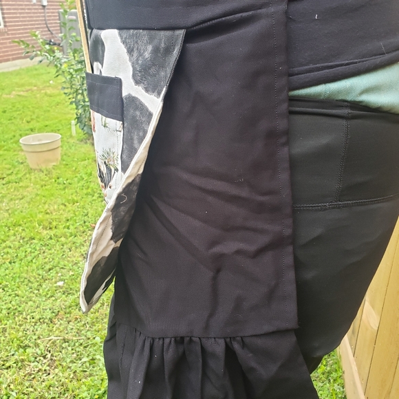 Cow Print Handmade Apron with Ruffles C1 - Picture 7 of 8